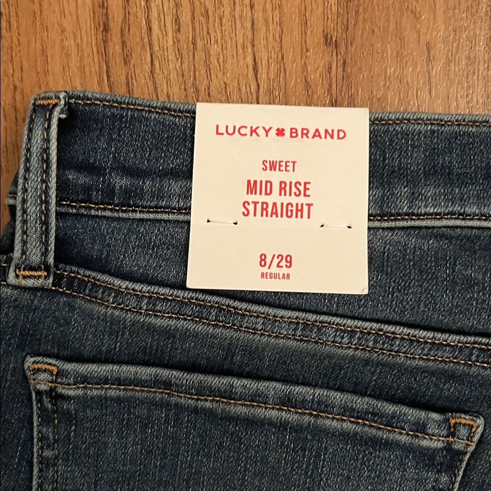 NWT Lucky Brand Mid-Rise Sweet Straight Jeans - Picture 12 of 13
